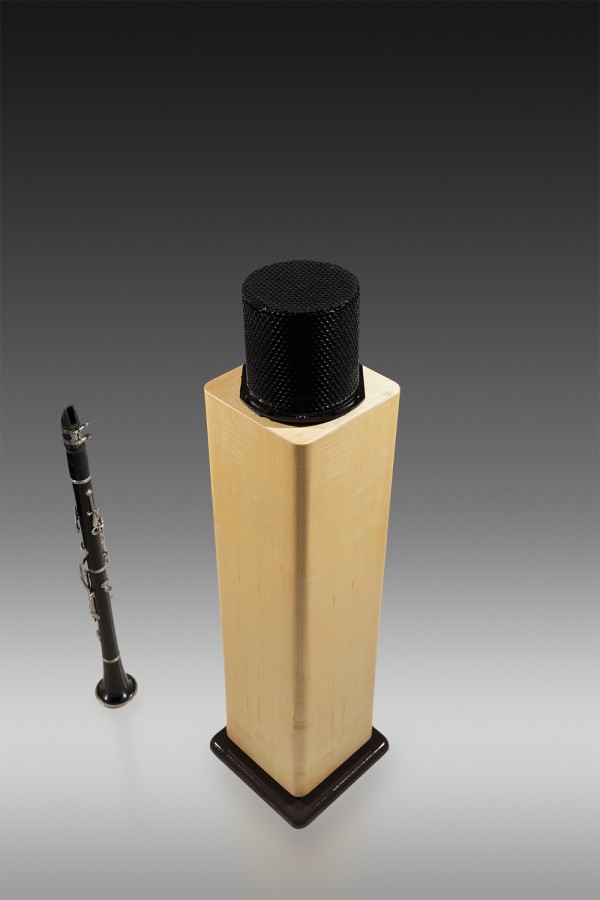 Walsh 1000 Tall Speaker in Maple
